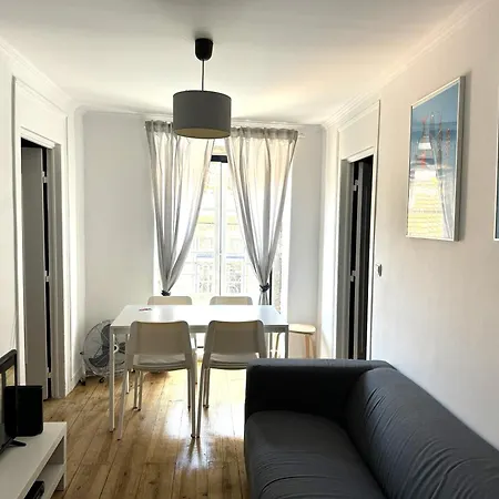 Casa Do Meio * Lissabon